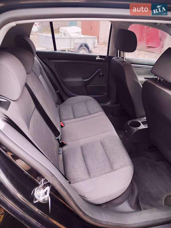 Хэтчбек Volkswagen Golf 2006 в Белой Церкви