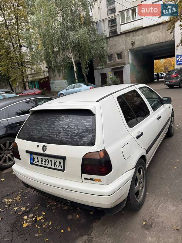 Хетчбек Volkswagen Golf 1995 в Білій Церкві