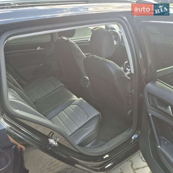 Универсал Volkswagen Golf 2015 в Черновцах фото 29 Универсал Volkswagen Golf 2015 в Черновцах