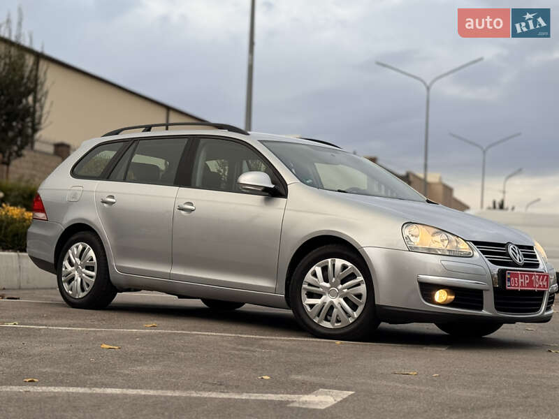 Универсал Volkswagen Golf 2008 в Запорожье