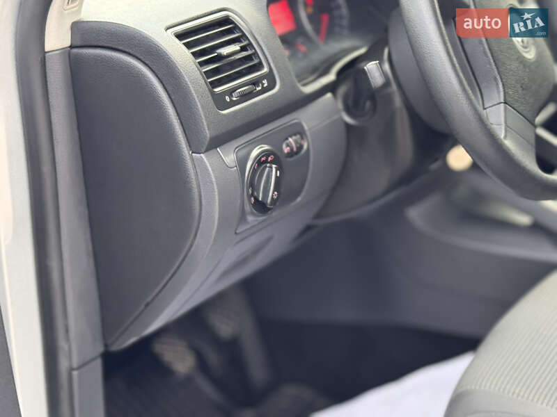 Универсал Volkswagen Golf 2008 в Запорожье