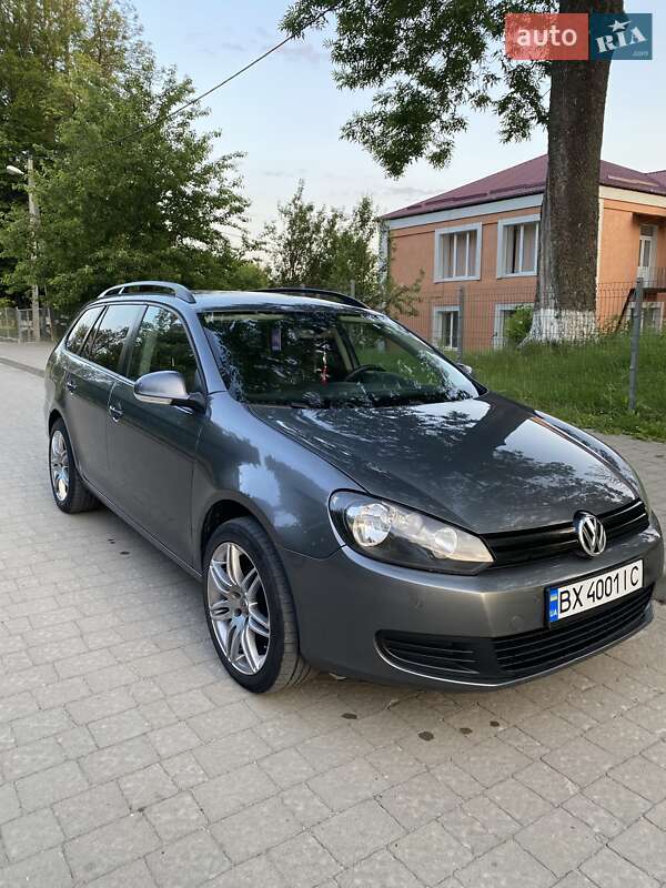 Універсал Volkswagen Golf 2010 в Хмельницькому