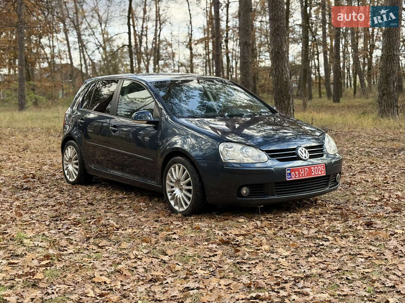 Хэтчбек Volkswagen Golf 2007 в Сумах