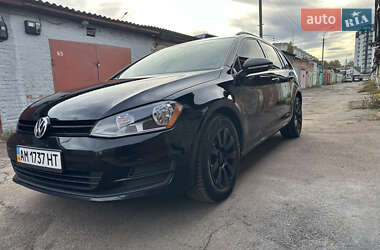 Универсал Volkswagen Golf 2016 в Житомире