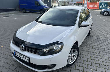 Хетчбек Volkswagen Golf 2012 в Хмельницькому