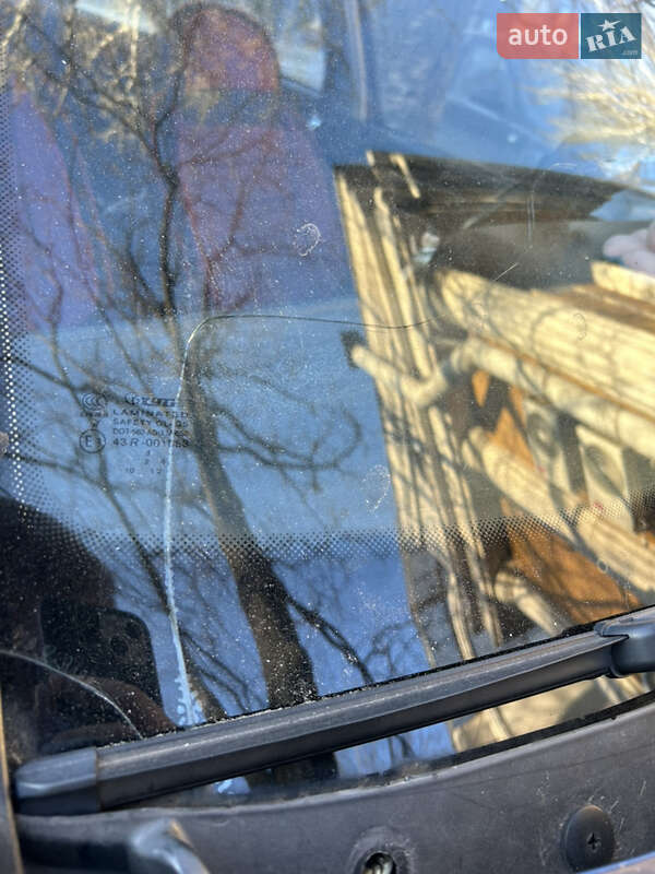 Хэтчбек Volkswagen Golf 1996 в Запорожье