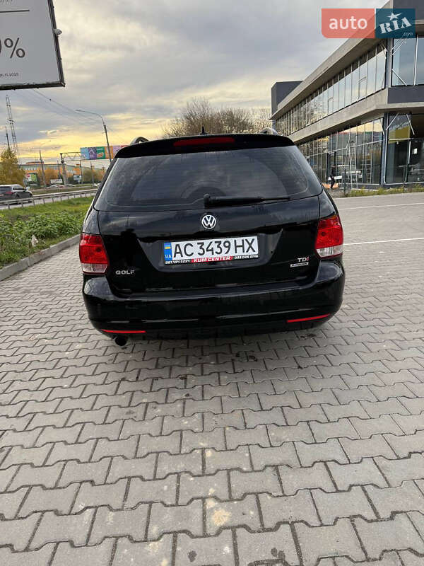 Універсал Volkswagen Golf 2012 в Луцьку