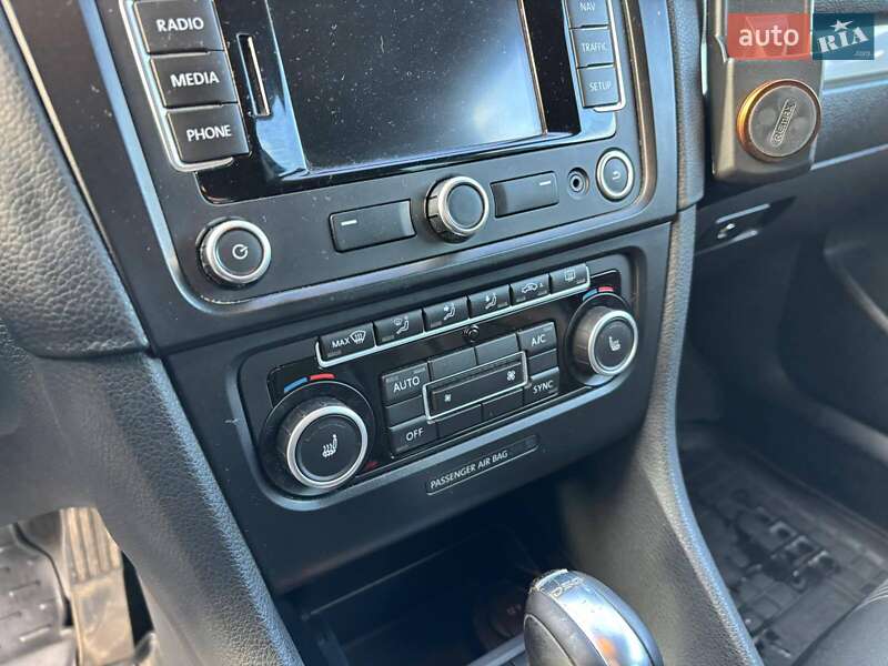 Универсал Volkswagen Golf 2013 в Киеве