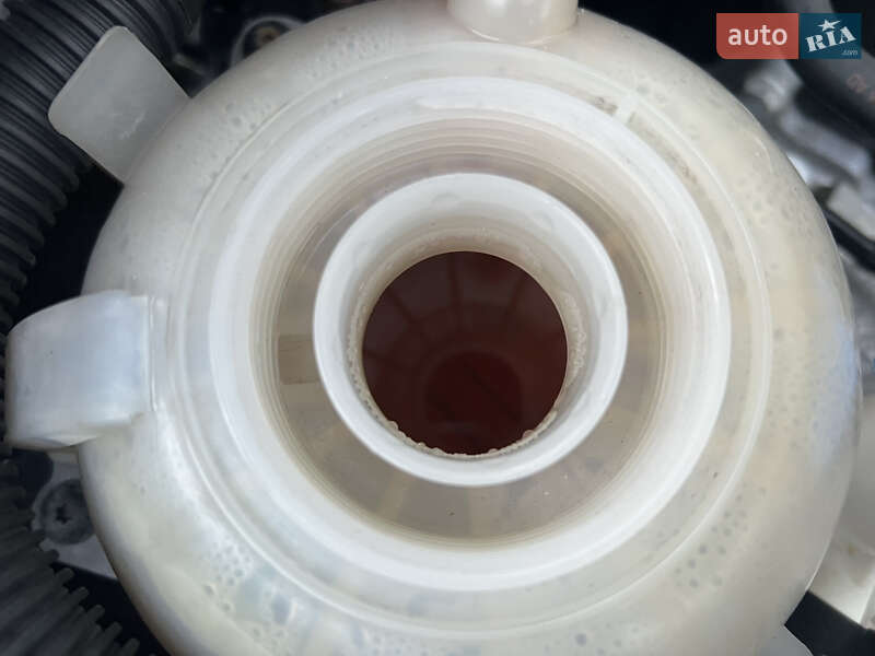 Хэтчбек Volkswagen Golf 2009 в Хмельницком