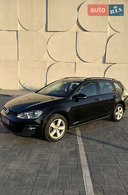 Универсал Volkswagen Golf 2015 в Луцке