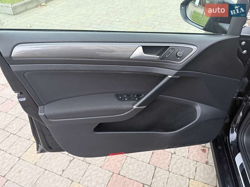 Універсал Volkswagen Golf 2018 в Стрию фото 27 Універсал Volkswagen Golf 2018 в Стрию