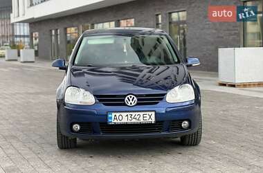 Хэтчбек Volkswagen Golf 2007 в Хусте