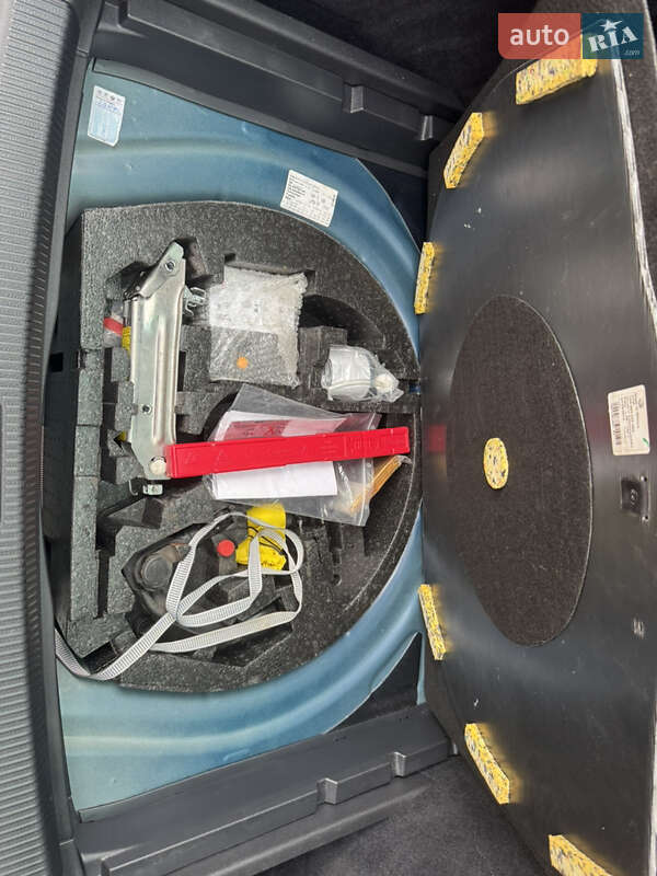 Универсал Volkswagen Golf 2012 в Ровно фото 32 Универсал Volkswagen Golf 2012 в Ровно