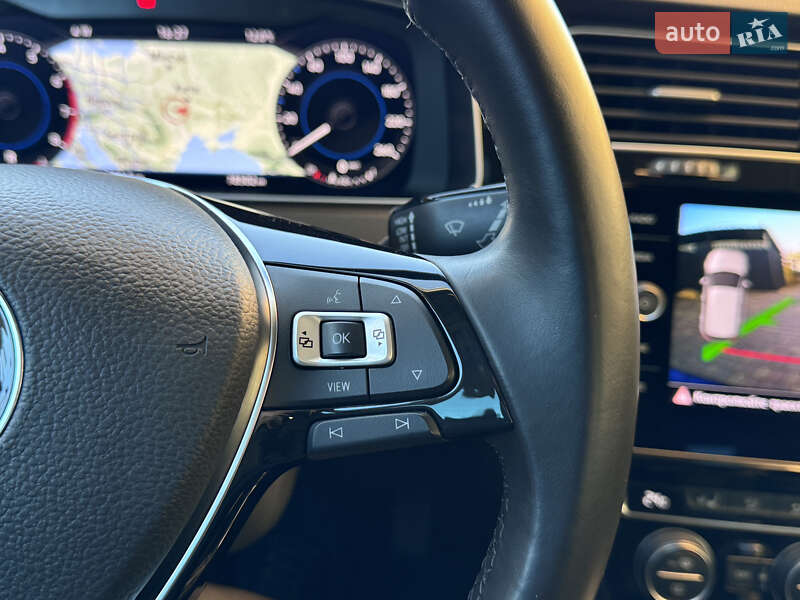 Хэтчбек Volkswagen Golf 2019 в Киеве фото 29 Хэтчбек Volkswagen Golf 2019 в Киеве