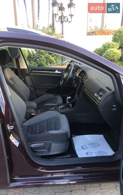 Універсал Volkswagen Golf 2018 в Стрию фото 34 Універсал Volkswagen Golf 2018 в Стрию