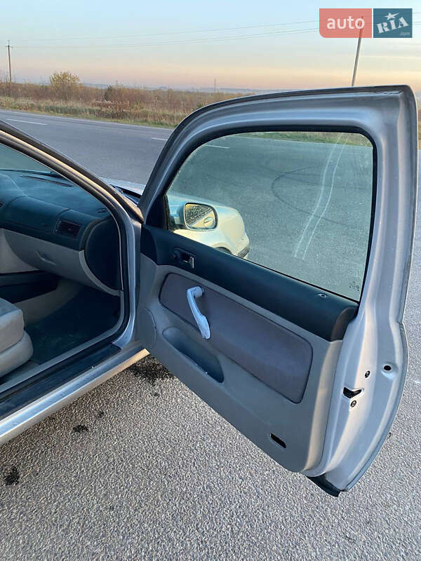 Хэтчбек Volkswagen Golf 1998 в Сопошине фото 15 Хэтчбек Volkswagen Golf 1998 в Сопошине