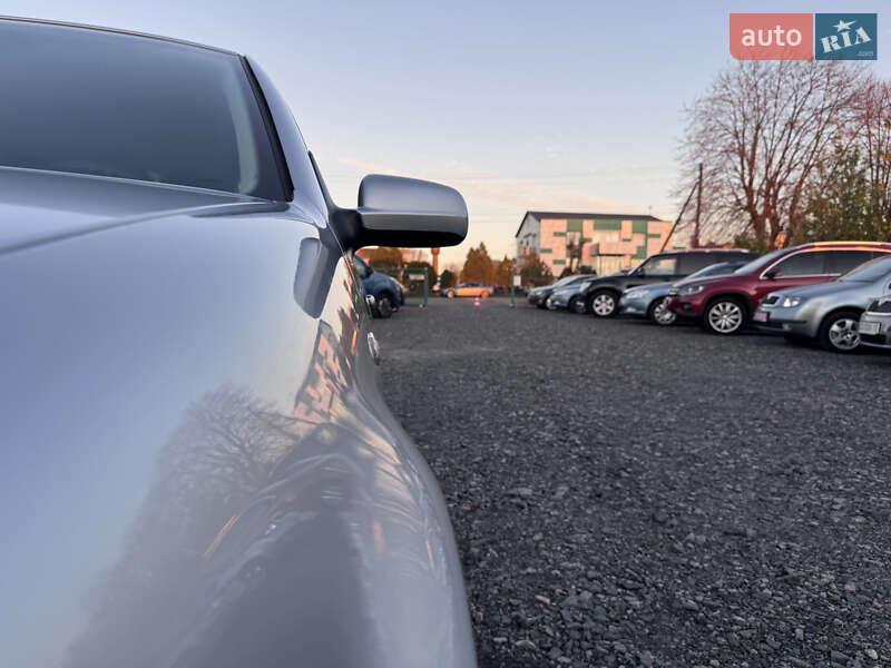 Хэтчбек Volkswagen Golf 2002 в Звенигородке