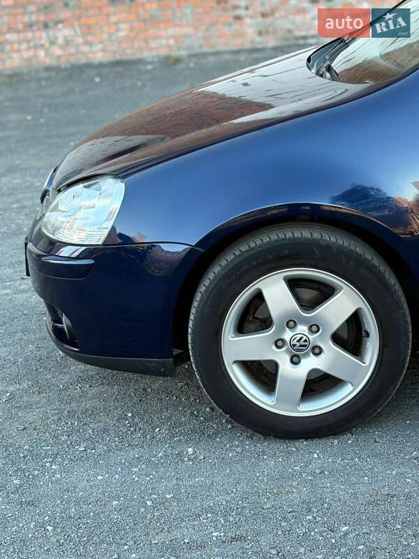 Хетчбек Volkswagen Golf 2007 в Хмельницькому