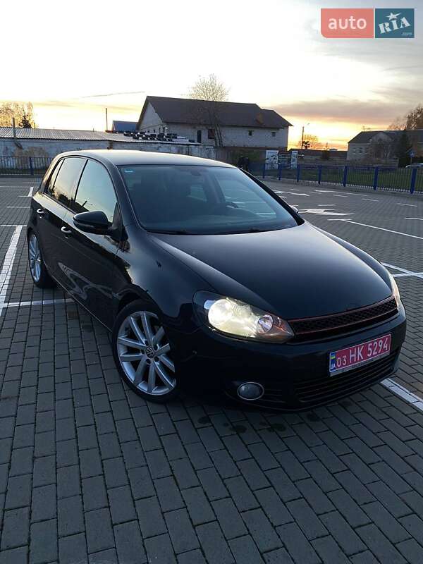 Хетчбек Volkswagen Golf 2009 в Нововолинську