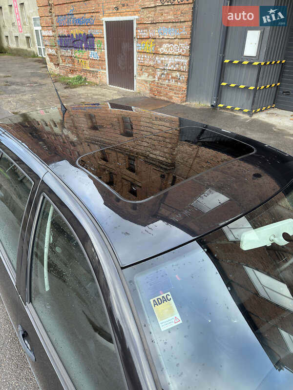 Хэтчбек Volkswagen Golf 2001 в Ахтырке