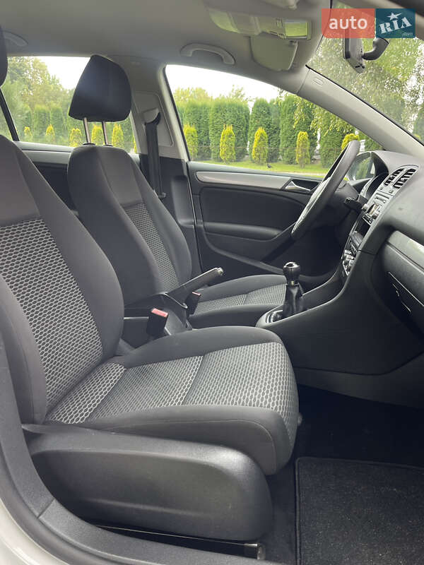 Хэтчбек Volkswagen Golf 2009 в Хмельницком фото 26 Хэтчбек Volkswagen Golf 2009 в Хмельницком