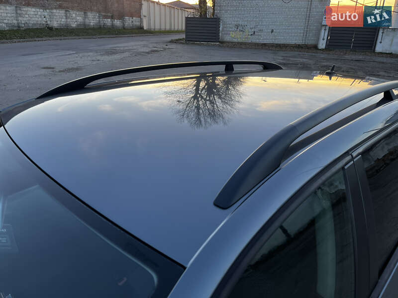 Универсал Volkswagen Golf 2010 в Львове