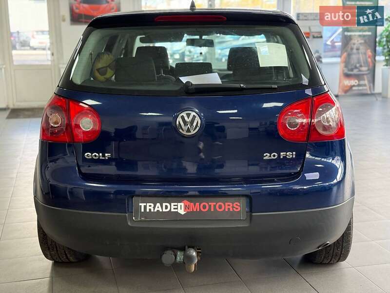 Хэтчбек Volkswagen Golf 2006 в Киеве