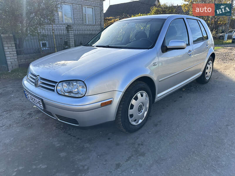 Volkswagen Golf 2002