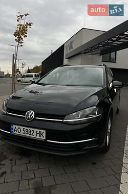 Універсал Volkswagen Golf 2018 в Ужгороді
