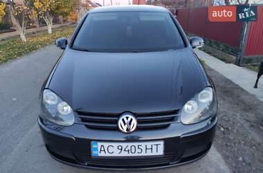 Хэтчбек Volkswagen Golf 2006 в Ковеле