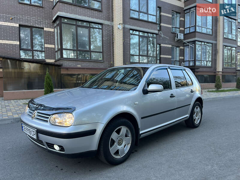 Volkswagen Golf 2001
