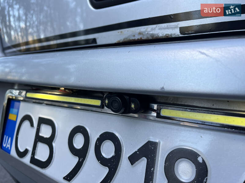 Хэтчбек Volkswagen Golf 2001 в Чернигове