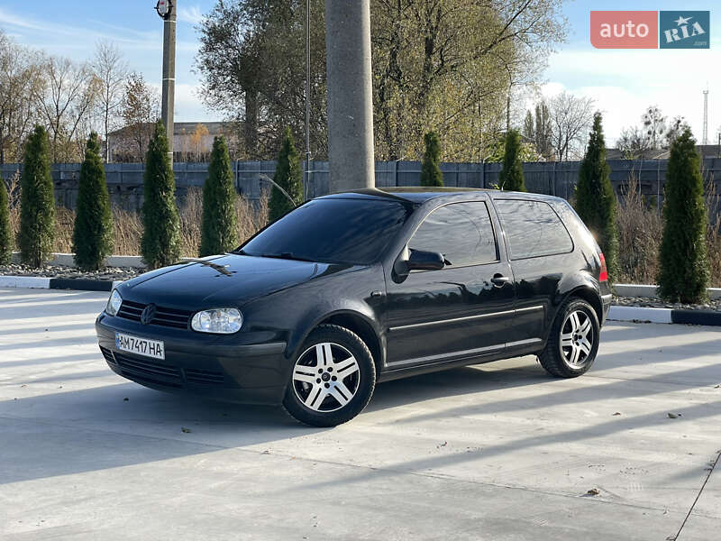 Volkswagen Golf 2000