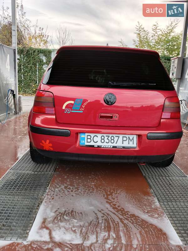 Хетчбек Volkswagen Golf 2000 в Львові