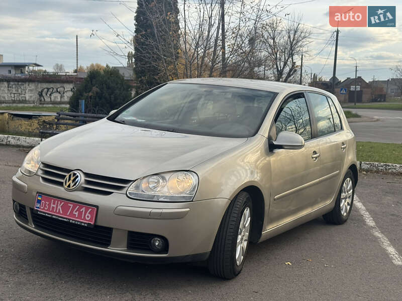 Хэтчбек Volkswagen Golf 2005 в Луцке фото 2 Хэтчбек Volkswagen Golf 2005 в Луцке