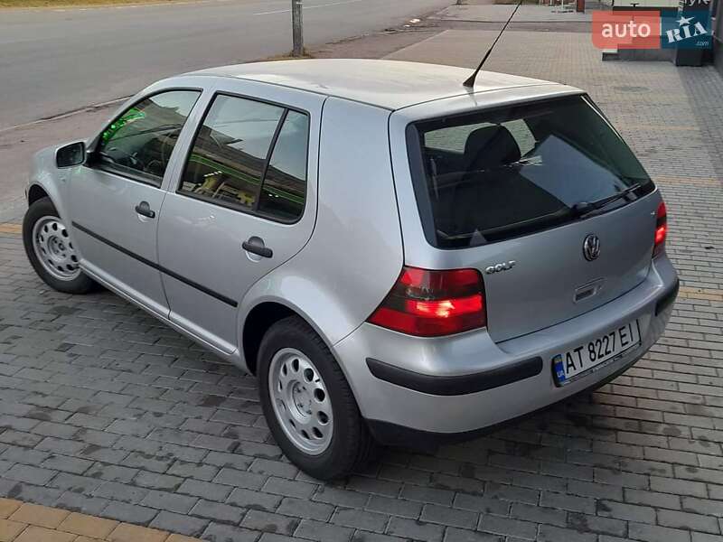Хэтчбек Volkswagen Golf 2002 в Киеве фото 3 Хэтчбек Volkswagen Golf 2002 в Киеве