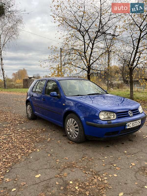 Хетчбек Volkswagen Golf 1998 в Ковелі