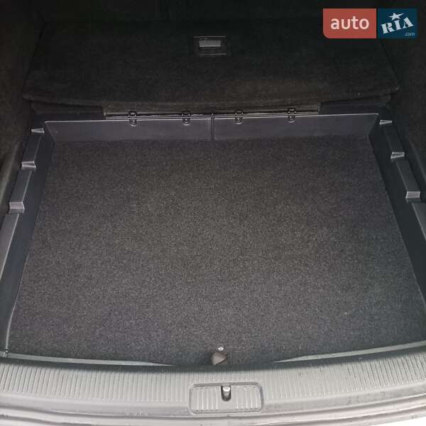 Універсал Volkswagen Golf 2009 в Житомирі