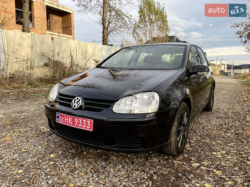 Хэтчбек Volkswagen Golf 2007 в Ровно