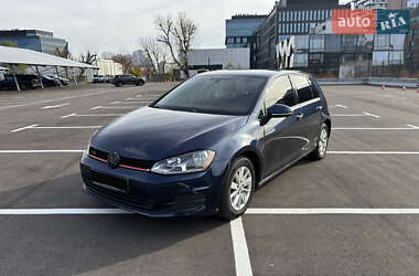 Хэтчбек Volkswagen Golf 2014 в Киеве