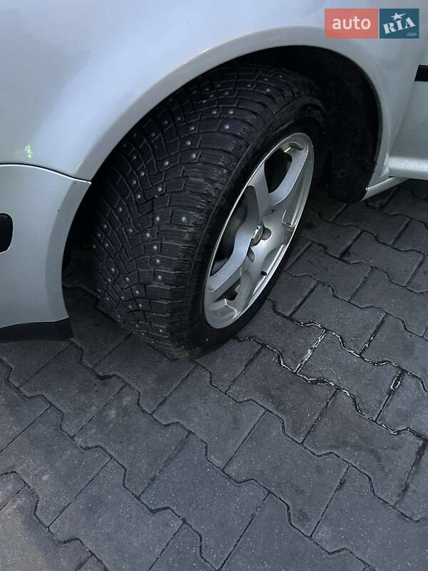 Универсал Volkswagen Golf 1999 в Житомире