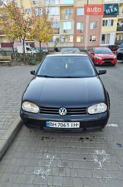 Хэтчбек Volkswagen Golf 1998 в Одессе