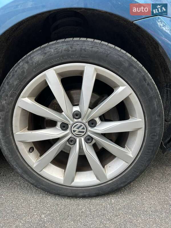 Универсал Volkswagen Golf 2016 в Тернополе