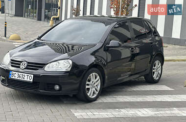 Хетчбек Volkswagen Golf 2006 в Львові