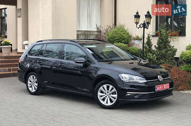 Універсал Volkswagen Golf 2017 в Стрию