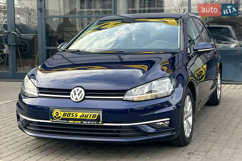 Хэтчбек Volkswagen Golf 2019 в Ивано-Франковске
