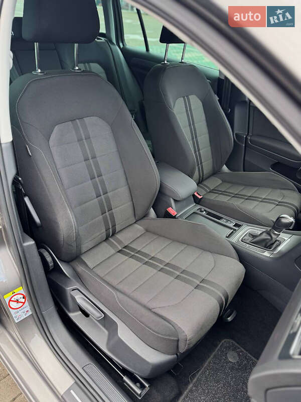 Універсал Volkswagen Golf 2013 в Калуші фото 27 Універсал Volkswagen Golf 2013 в Калуші