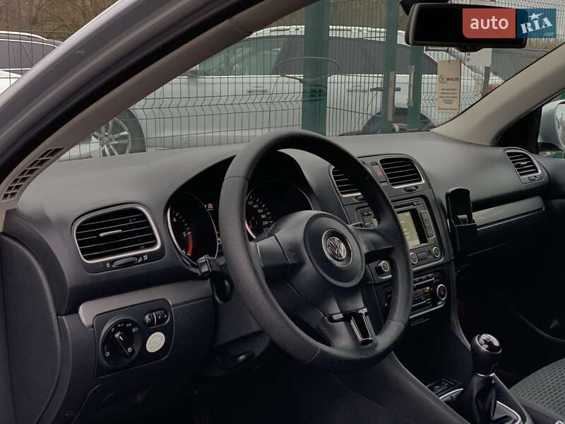 Универсал Volkswagen Golf 2013 в Бердичеве