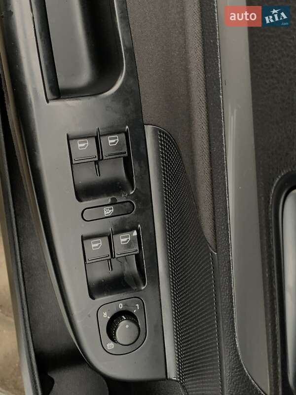 Универсал Volkswagen Golf 2013 в Бердичеве