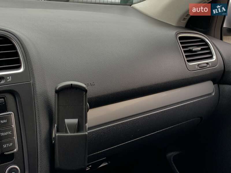 Универсал Volkswagen Golf 2013 в Бердичеве